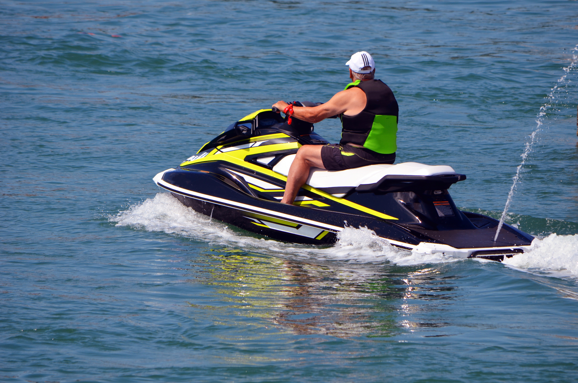 Prvi izlet s sea doo vodnim skuterjem in jahto